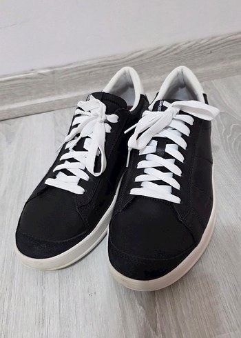 Skechers Siyah Sneaker