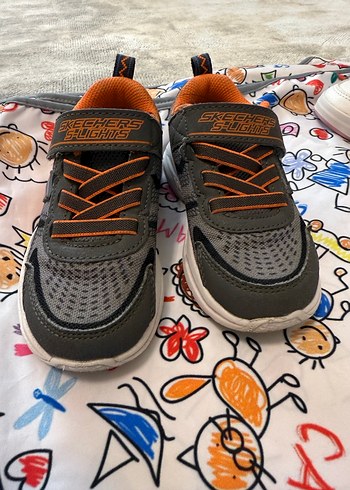 25 Beden Skechers Erkek Çocuk Spor Ayakkabı Cırtlı