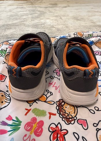 25 Beden gri Renk Skechers Erkek Çocuk Spor Ayakkabı Cırtlı