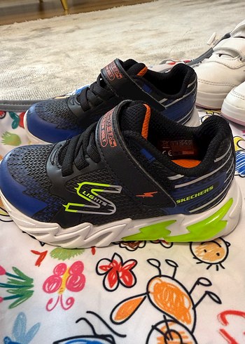 Skechers Spor Ayakkabı 25 numara