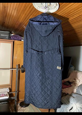 Armine Düğmeli Lacivert Uzun Kadın Mont