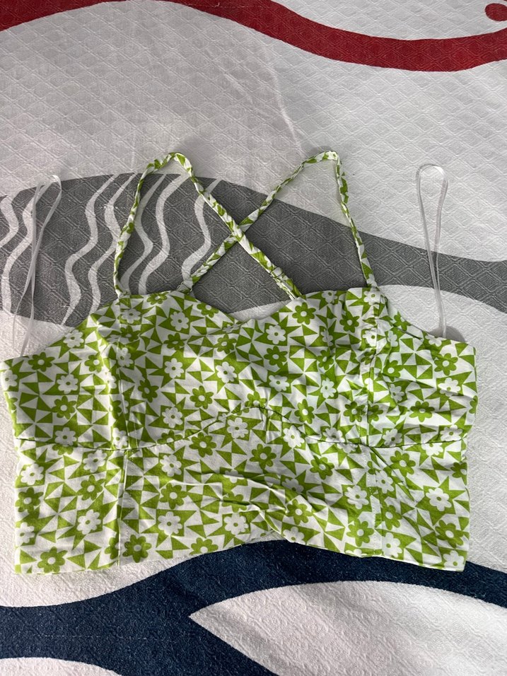 Yeşil Desenli askılı Crop - Görsel 3