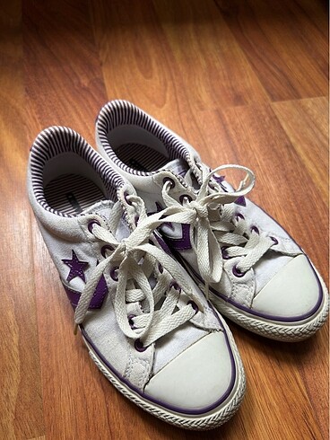 35 Beden Converse ayakkabı