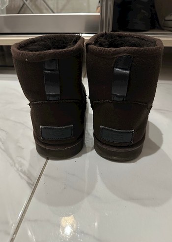 Kahverengi Süet Kadın Ugg Bot - Görsel 3