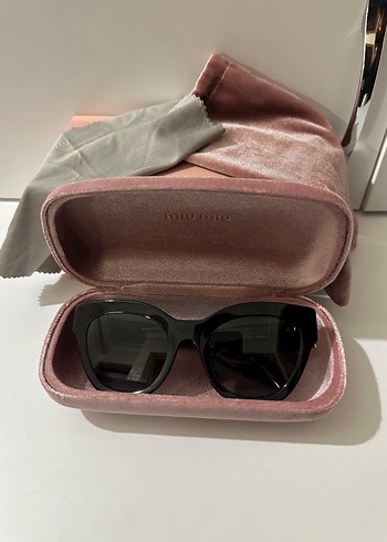 Miu Miu MU 01YS 1AB5D1 51 Kadın Siyah Güneş Gözlüğü - Görsel 8