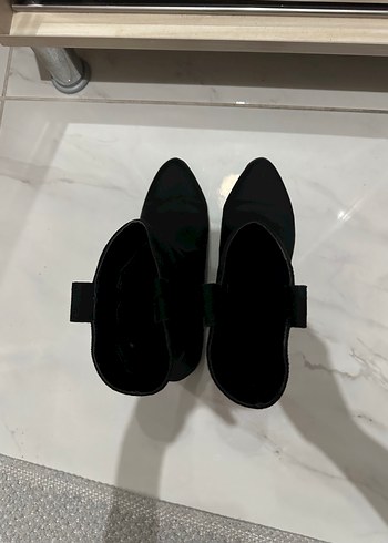 Siyah Süet Topuklu Kadın Bot - Görsel 7