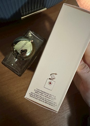 Burberry Goddess Kadın Parfüm Şişesi 100ml EDP - Görsel 5