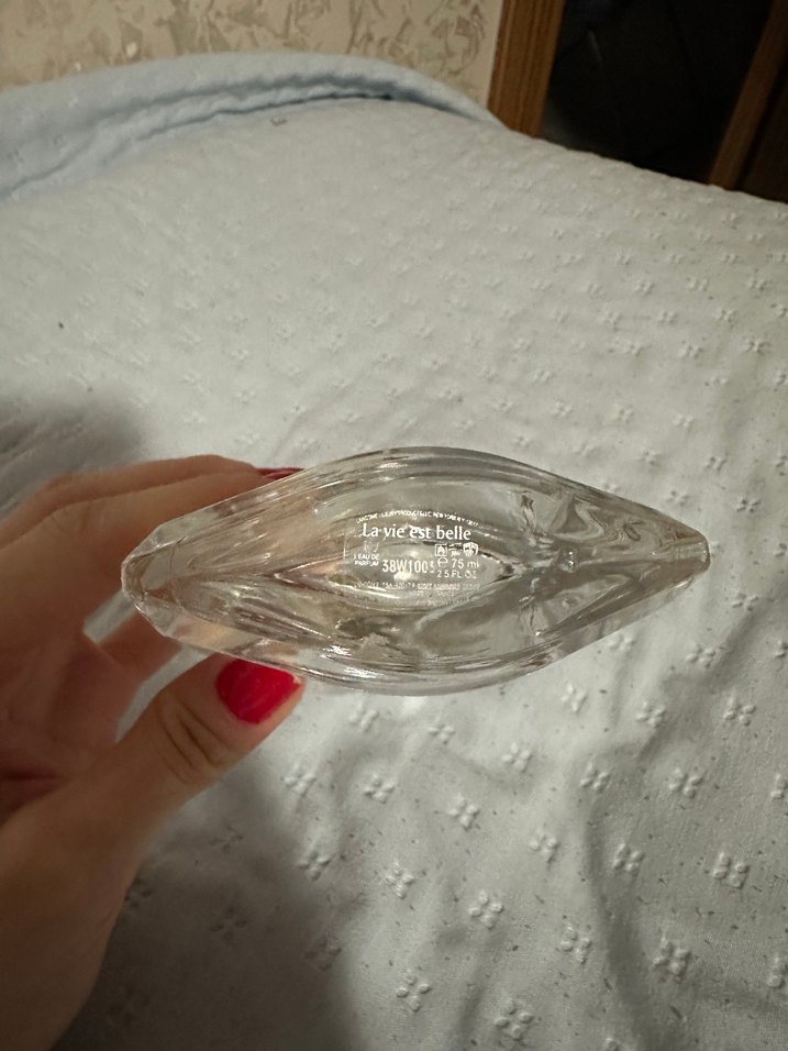 Lancôme La Vie Est Belle Parfüm Şişesi - Görsel 4