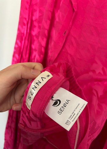 40 Beden pembe Renk Senna Parlak Pembe Uzun Kollu Kadın Gömlek