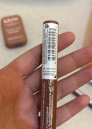 NYX Shiny Bej Dudak Parlatıcısı - Görsel 3