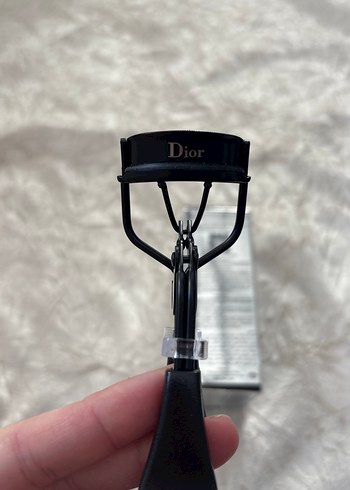 Dior Siyah Kirpik Kıvırıcı - Görsel 4