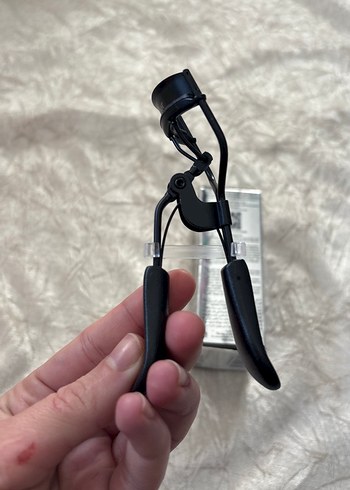 Dior Siyah Kirpik Kıvırıcı - Görsel 6