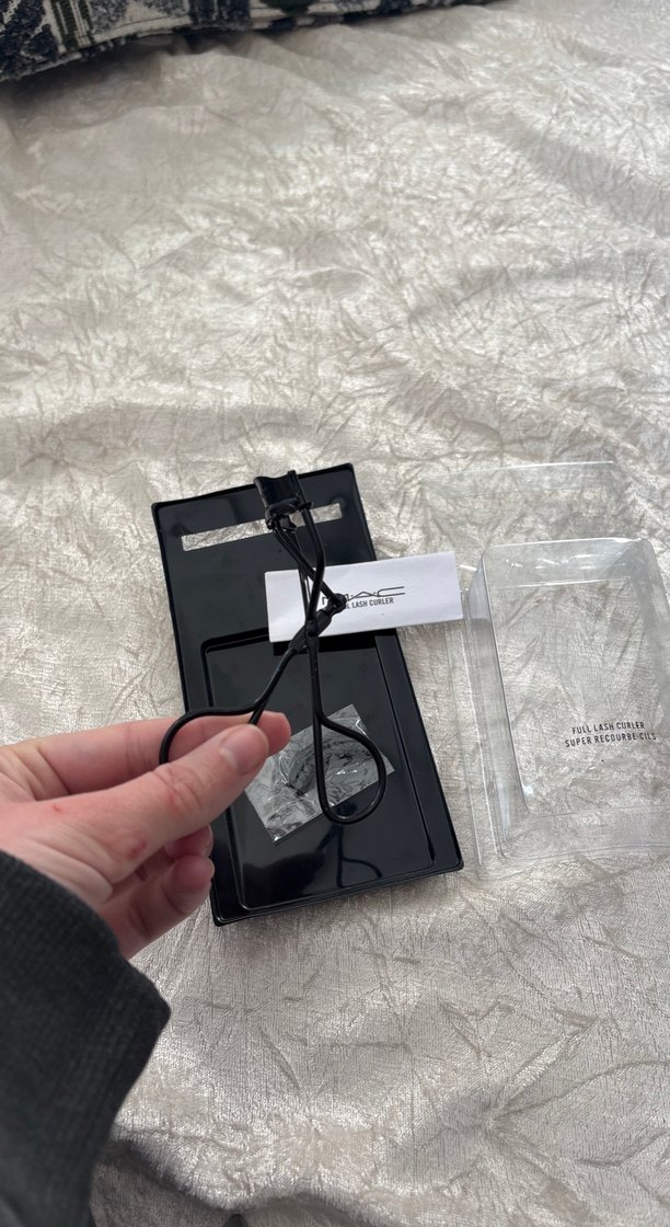 MAC Siyah Kirpik Kıvırıcı Seti - Görsel 2