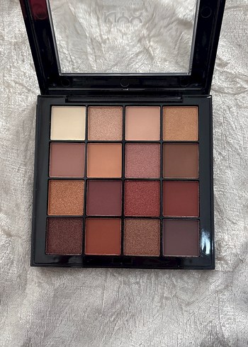 NYX Ultimate Göz Farı Paleti Bej Tonları - Görsel 5