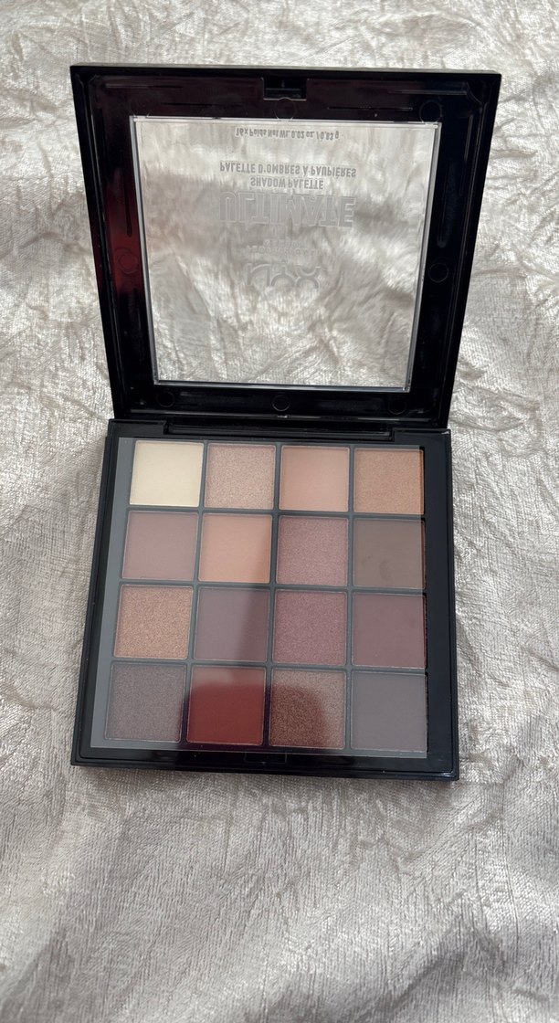 NYX Ultimate Göz Farı Paleti Bej Tonları - Görsel 3