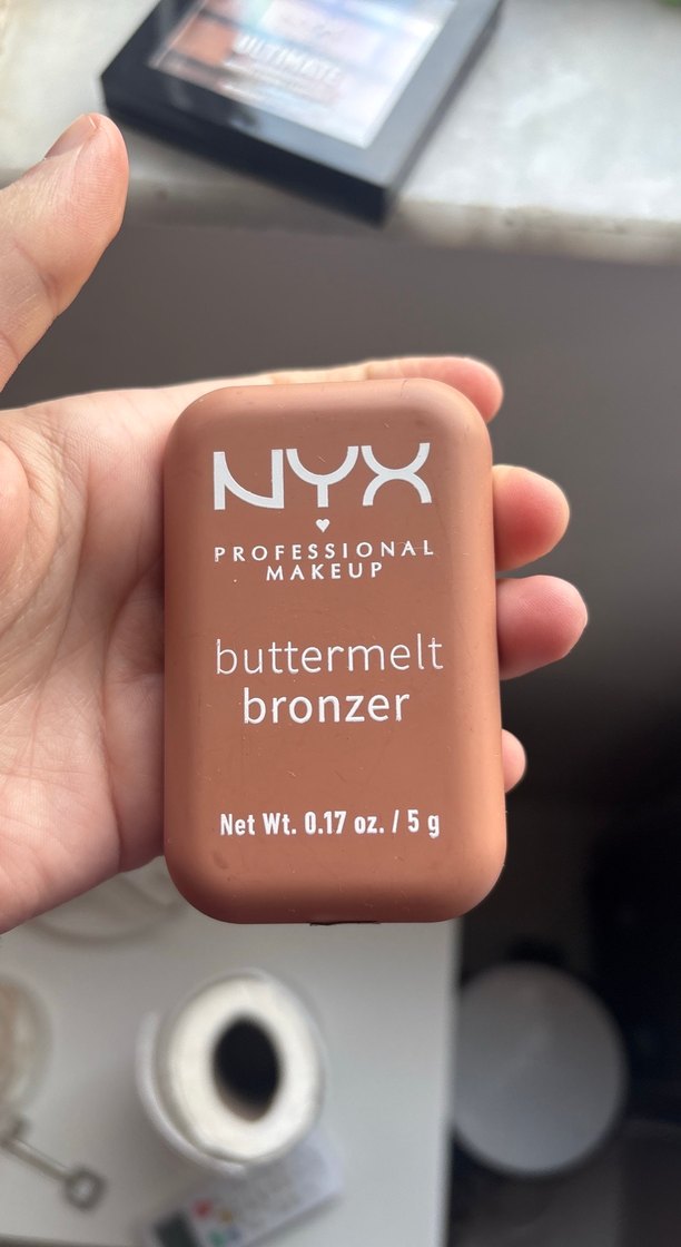 NYX Ultimate Göz Farı Paleti ve Buttermelt Bronzer - Görsel 4