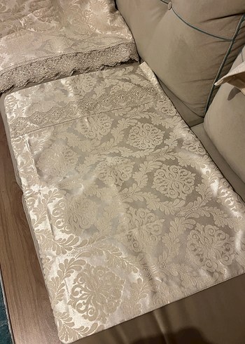 Diğer Yatak örtüsü 2 adet yastık kılıfı double size