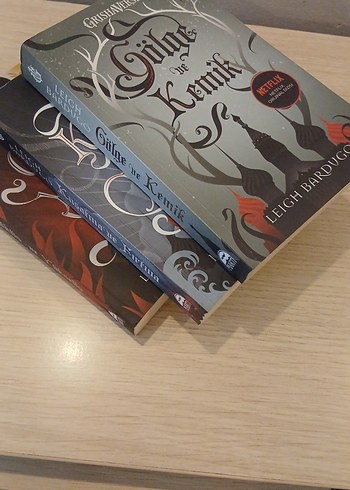 Leigh Bardugo Üçlü Roman Seti