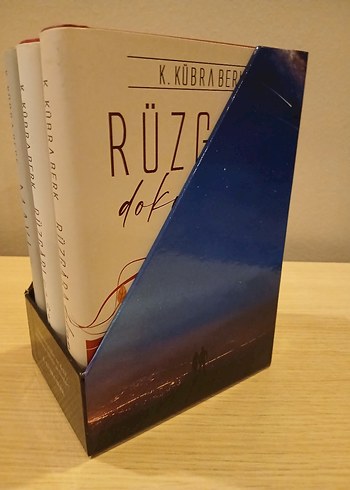 K.Kübra Berk - Mavi Gece - Rüzgara Dokunmak - Rüzgarı Hissetmek
