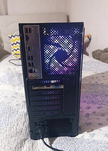 Intel CORE i7 li oyuncu bilgisiyarı - Görsel 3