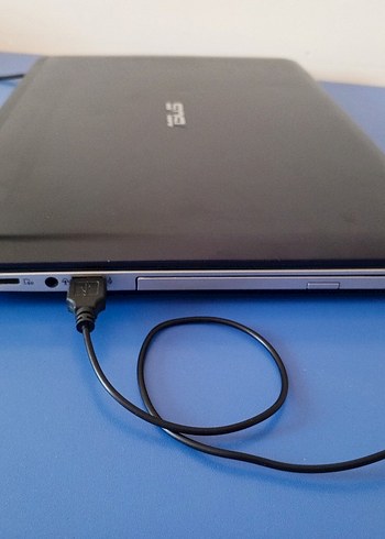  Beden Beyaz Asus Dizüstü Bilgisayar