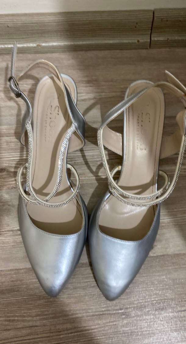 Gri Metal Tokalı İnce Topuk Abiye Ayakkabı - Görsel 4