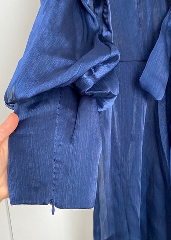 Lacivert Kadın Uzun Abiye Elbise Kuşaklı 1 kere giyildi - Görsel 3