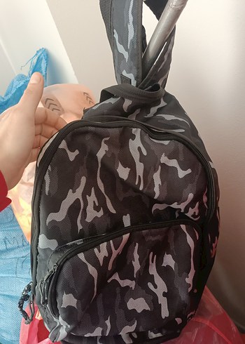 Beden Renk Gri Kamuflaj Desenli Çocuk Okul Çantası