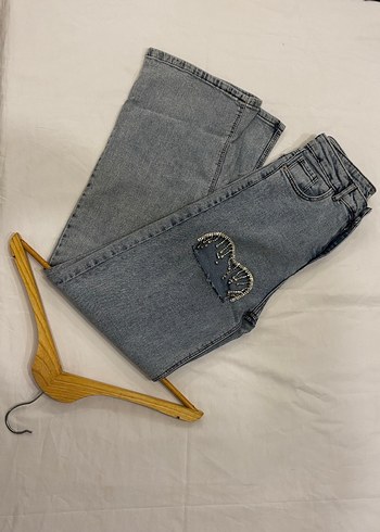 Gri Nakışlı Kadın Kot Pantolon