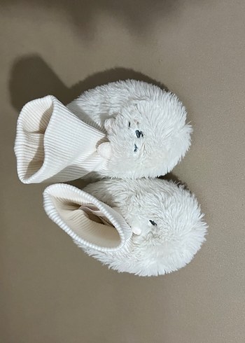 Kız Çocuk Beyaz Peluş Ev Terliği - Görsel 3