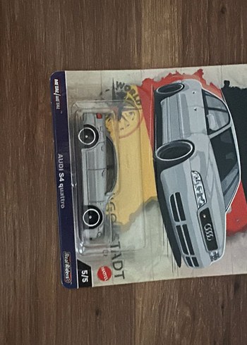 Gri Audi S4 Quattro Oyuncak Araba