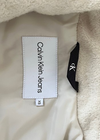 Calvin Klein Calvin Klein Jeans Ekru Crop Kadın Ceket