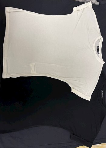 Zara Yün Karışımlı Siyah ve Ekru Kadın Tişört