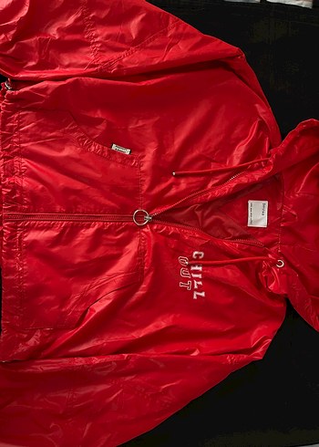 Bershka Kırmızı Kadın Yağmurluk