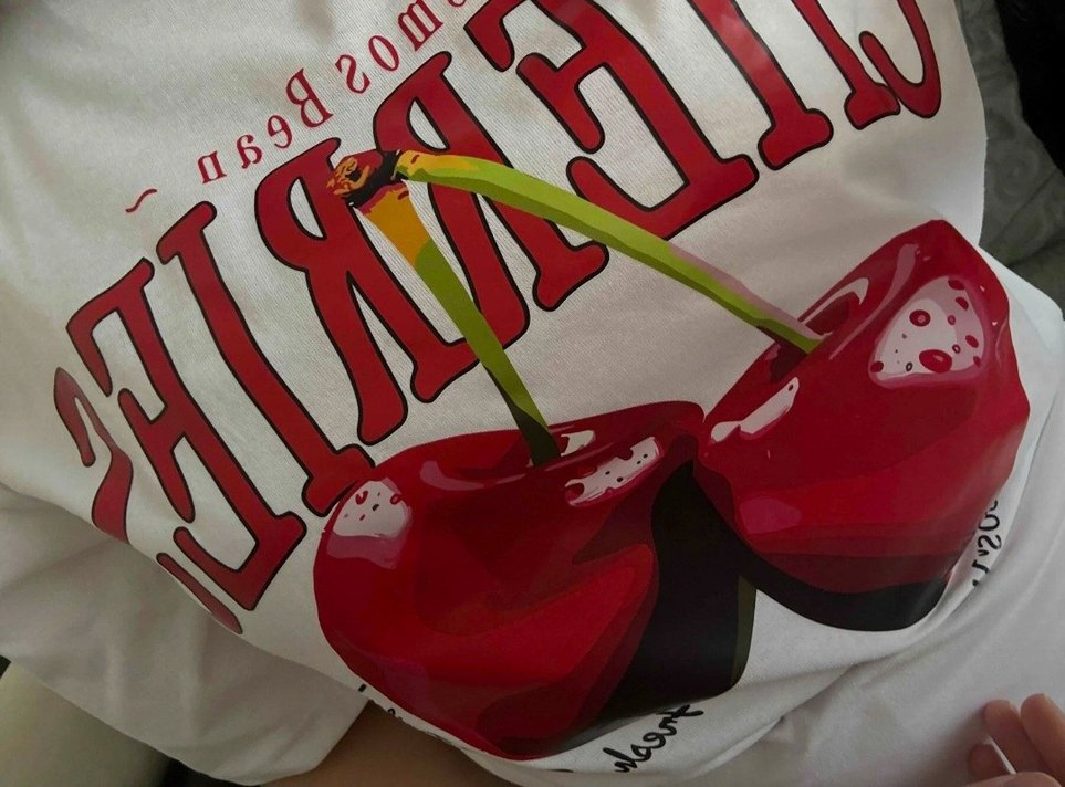 Kirazlı beyaz T-shirt - Görsel 2