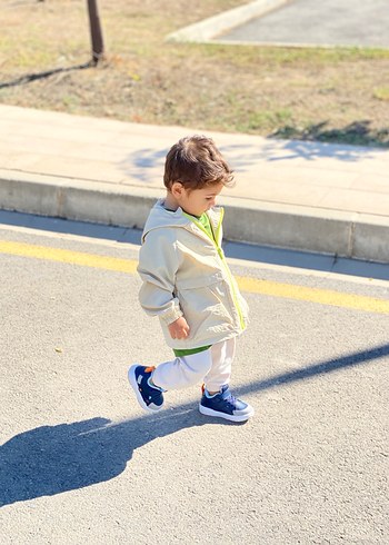 Bej Kapüşonlu Erkek Çocuk Keten Ceket - Görsel 2