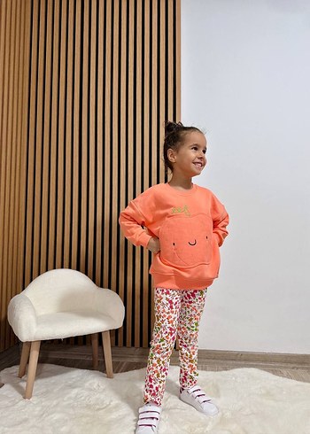 Turuncu Çiçekli Takım - Görsel 2