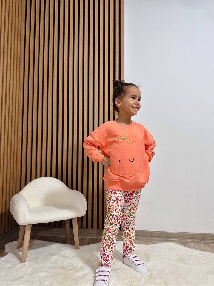 Turuncu Çiçekli Takım - Görsel 2