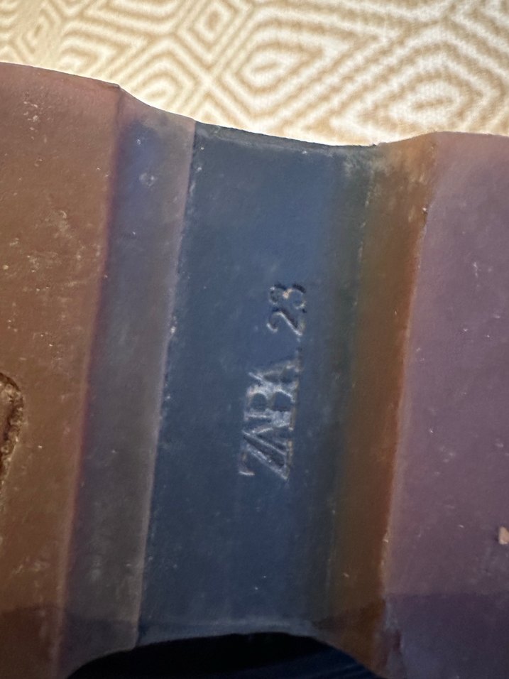 Zara Kız Çocuk Siyah Lastik Botlar Minnie Desenli - Görsel 3