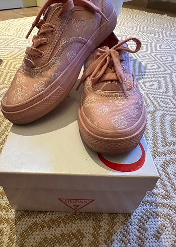 Guess Pembe Bağcıklı Kadın Spor Ayakkabı - Görsel 2