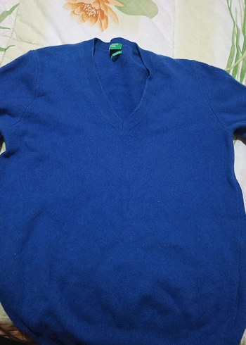 Mavi V Yaka Kadın Sweatshirt
