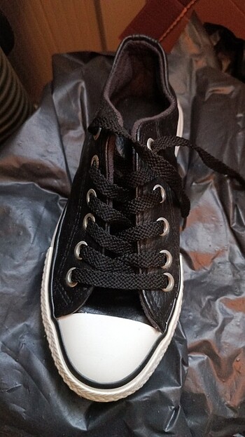 37 Beden Butıgo Converse tipi ayakkabı