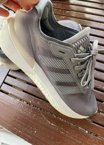 Adidas unisex spor ayakkabı - Görsel 3