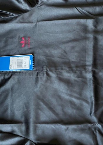 Siyah Yüksek Yakalı Kısa Kollu Mini Elbise - Görsel 4