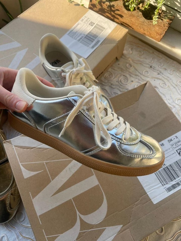 Zara Metalik efektli spor ayakkabı - Görsel 4