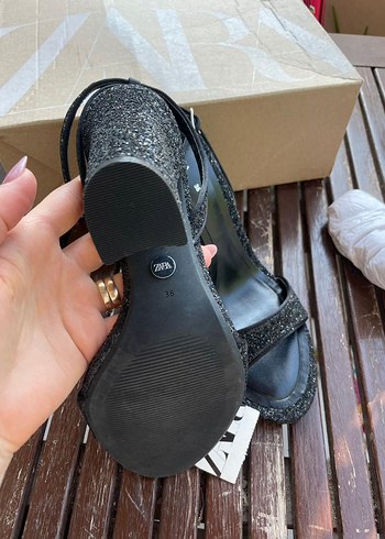 Zara Simli Blok Tabanlı Sandalet - Görsel 5