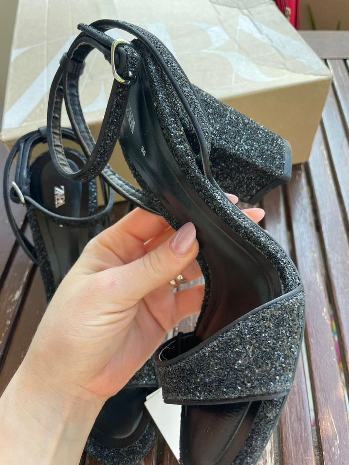 Zara Simli Blok Tabanlı Sandalet - Görsel 3