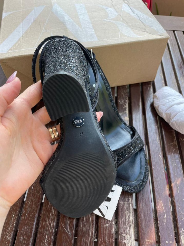 Zara Simli Blok Tabanlı Sandalet - Görsel 5