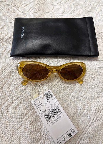 Şeffaf Bej Retro Kadın Güneş Gözlüğü - Görsel 3