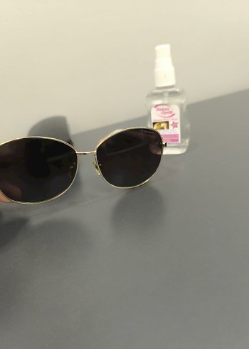 Beyaz Parlak Kadın Güneş Gözlüğü - Görsel 4